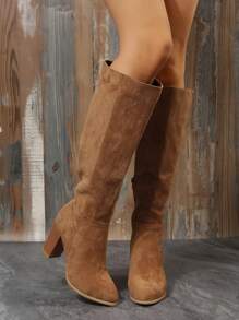 EMERY ROSE 2024 年秋季新款杏色绒面尖头过膝粗跟弹力高筒靴女款 - 卡其色 - 查看 5