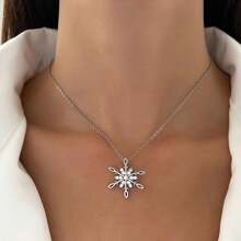 1入組閃亮不鏽鋼鏈冰雪花吊墜項鍊,適用於女性冬季時尚聖誕珠寶派對禮物 - 銀色 - 查看 3