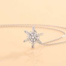 1入組閃亮不鏽鋼鏈冰雪花吊墜項鍊,適用於女性冬季時尚聖誕珠寶派對禮物 - 銀色 - 查看 4