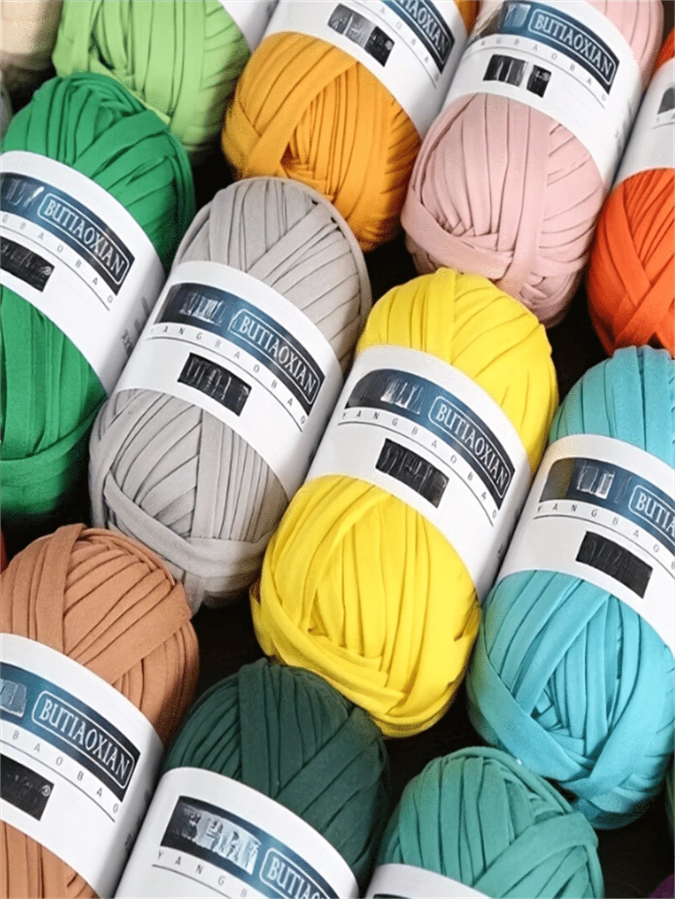 1/2pcs T-shirt Yarn, Colorful Thick Knit Yarn, Hand DIY Bag Blanket Pad Crochet Project, 200g, 1377.95inch - 1PCS - View 1