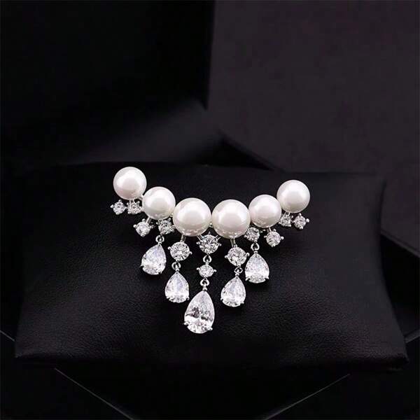 1pc Arch-Shaped Faux Pearl Tassel Brooch Accessory For Clothing