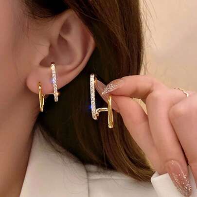 1 đôi bông tai hình dạng bất đối xứng thời trang cho bé gái