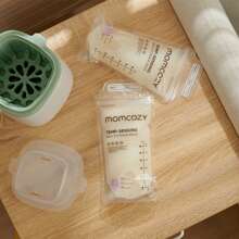 Momcozy Breastmilk Storing Bags, Temp-Sensing Discoloration & 180ml Self Standing, Disposable - White - View 1
