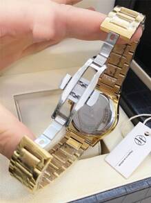 Pablo Raez 1 对优雅情侣手表，18k 金色不锈钢表壳，IPG 技术重型表带，奢华数字刻度，蝴蝶扣，防水，自动日历石英表，适合送礼、日常生活、工作，适合情侣、朋友、家人的高端礼物 - 金色 - 查看 6