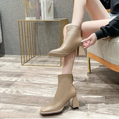 New Autumn/winter Women's Fashion Boots: Comfortable And Stylish