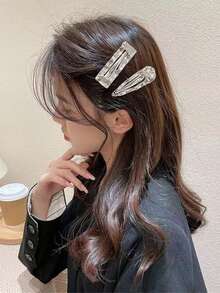 2入組/套女性銀色金屬波浪型髮夾套裝,包括鴨嘴夾和側夾 - 銀色 - 查看 3