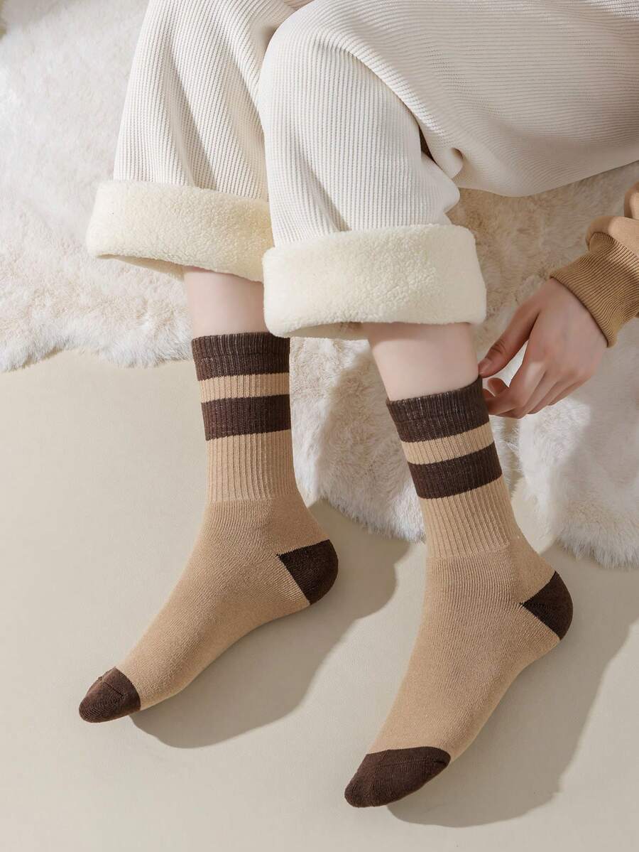 1pair Women's Thickened Thermal Lined Socks - Khaki - View 1