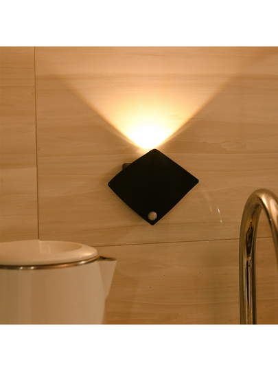 HEROFMY Devil Fish LED Battery Powered Body Sensing Night Verlichting (1pc) view 8