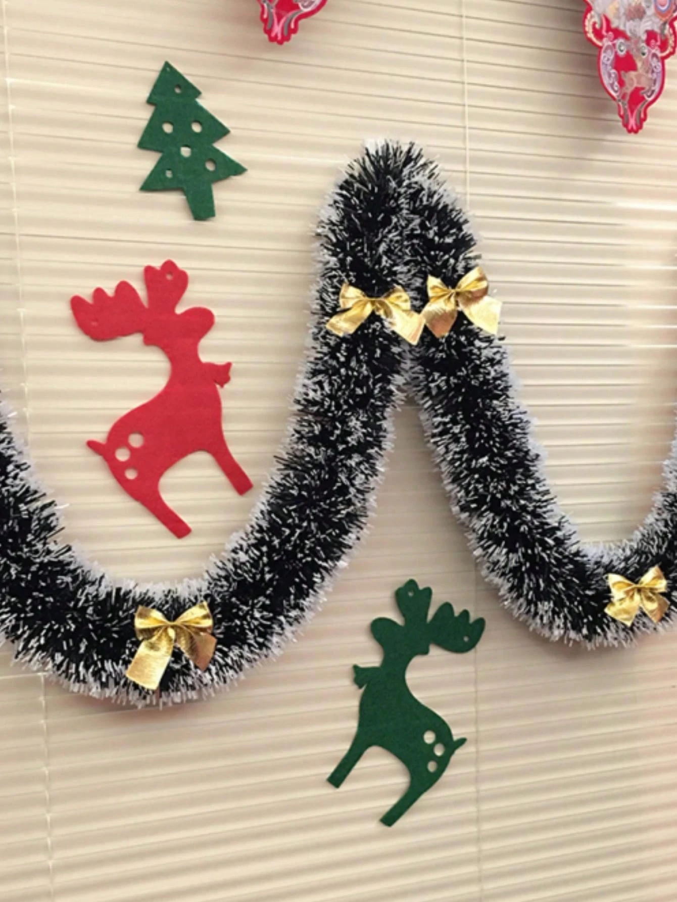 1pc 2m Long Green & White Edge Snowflake Felt Garland For Christmas