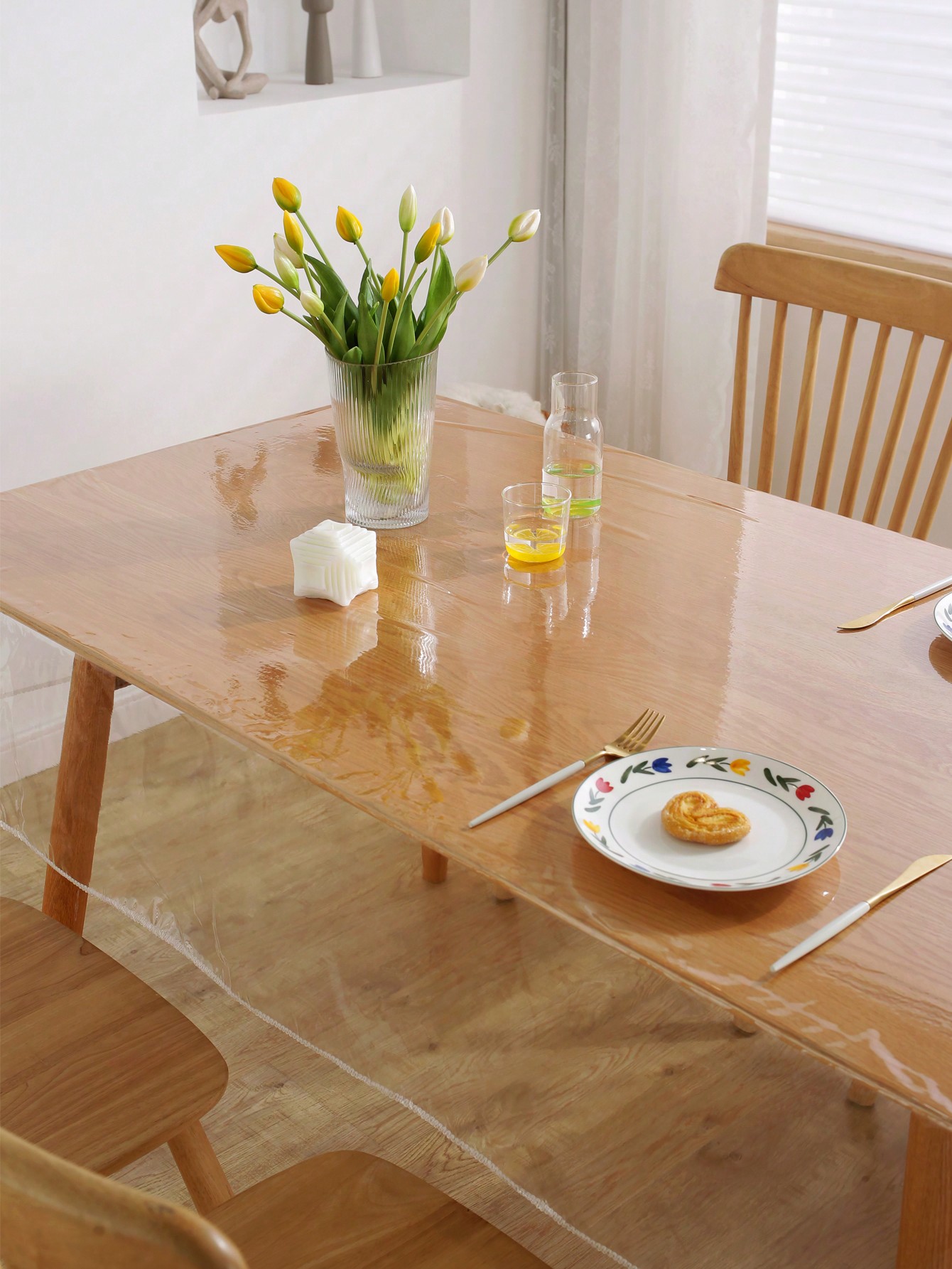 مفرش طاولة شفاف مستطيل مقاوم للماء والزيت والأوساخ...