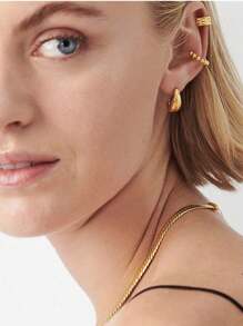 Fashionable Titanium Steel Classic Water Drop Design 18k Earrings Suitable For Women's Daily Wear