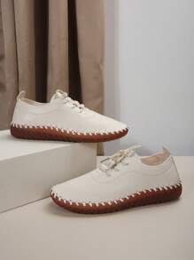 新款大尺碼女鞋,孕婦鞋,配有牛肌鞋底和鞋帶閉合的平底運動鞋 - 米色 - 查看 5