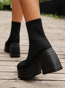 Women's Thick Sole Insulated High Heel Short Boots, Fashionable & Warm, Autumn/Winter