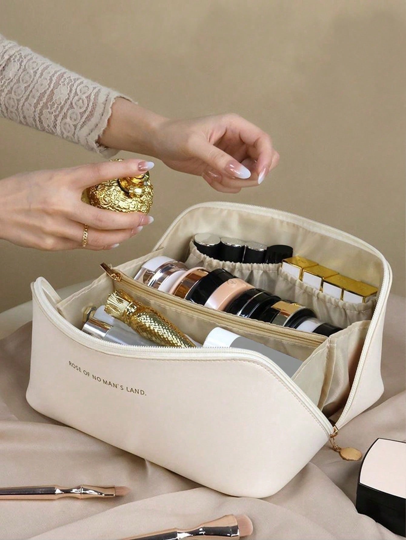 Trousse À Cosmétiques Portable De Grande Capacité, Trousse De Toilette Simple Pour Voyage, Trousse De Maquillage Légère - Beige - Voir 4