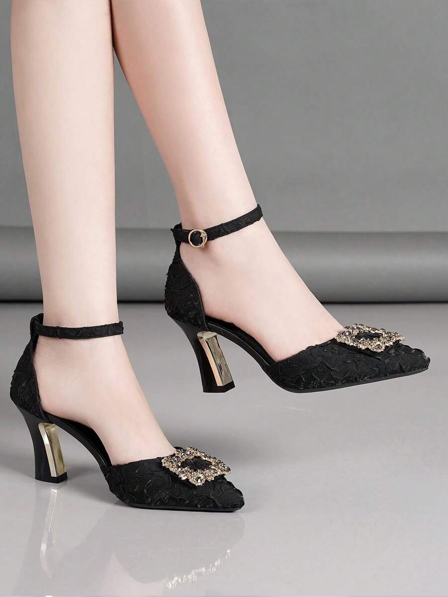 時尚尖頭中空高跟鞋,厚跟鞋跟和鑽石裝飾,踝帶扣環設計 - 黑色 - 查看 1