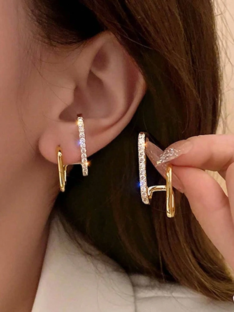 1pair Fashionable Asymmetric Shaped Earrings For Girl