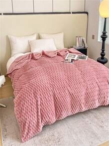 1pc Halloween Beetle Pattern Wool Blanket, Embroidered Faux Rabbit Fur, Cashmere Wool, Flannel Blanket, Office Nap Blanket, Leisure Blanket, Sofa Blanket, Faux Fur Blanket, Faux Wool Blanket - Rose Red - View 5