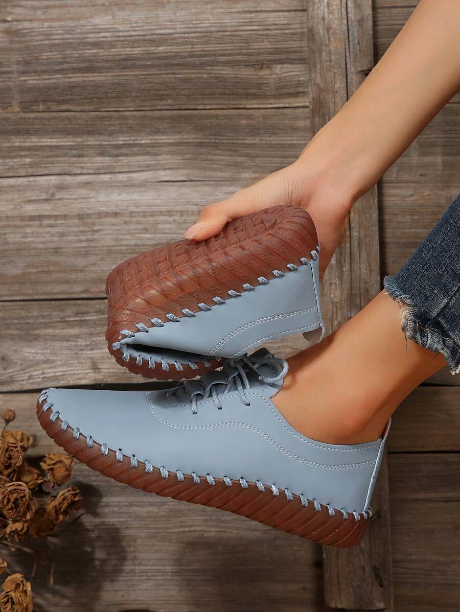 新款系帶平底增大碼女鞋,奶媽用牛肌底白鞋,大尺碼 - 藍色 - 查看 1