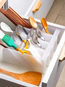 1pc Simple Transparent Kitchen Drawer Organizer, Slant Insertion Four Grid Cutlery Storage Box For Fork Knife Spoon - Clear - View 3