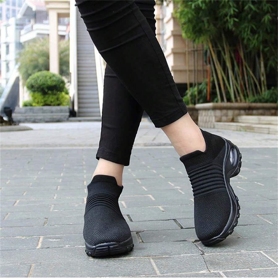 Cross-Border Hot Plus Size Women Air Cushion Sneakers, Fashion Shaking Shoes Casual Sock Shoes