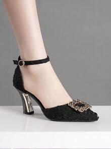 時尚尖頭中空高跟鞋,厚跟鞋跟和鑽石裝飾,踝帶扣環設計 - 黑色 - 查看 2