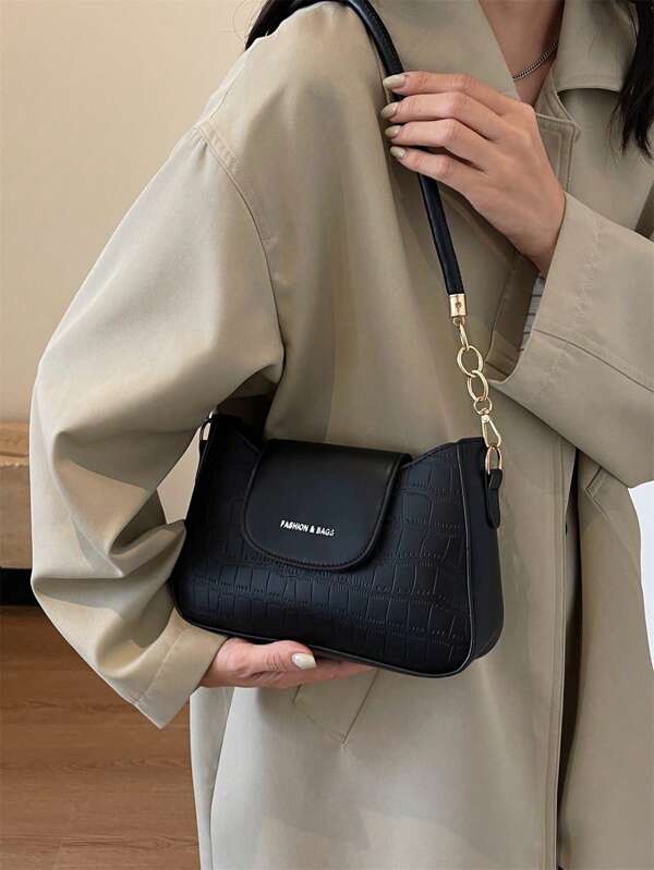حقيبة كروس بو نمط التمساح للسيدات مع طباعة الحروف