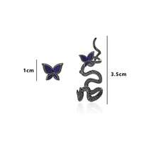2 件裝深色酷炫蛇形耳骨夾帶蝴蝶不對稱耳釘,時尚女士獨特百搭耳飾