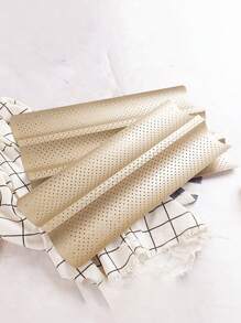 1 件不粘法棍面包烤盘 - 选择 2 槽、3 槽或 4 槽法式面包烤盘