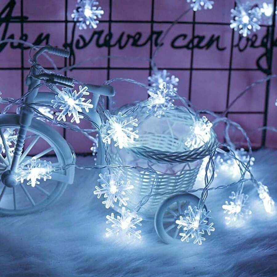 Snowflake LED Light Series Decorative Series With Transparent Cable 4 Meters Snowflake LED Light Strip Garland - White - View 1