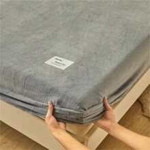 1 件純色法蘭絨加厚床單,秋冬溫暖床罩床墊保護套(不含枕套) - 淺灰色 - 查看 7