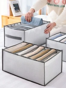 A White Layered Storage Bag Foldable Non-Woven Fabric Suitable For Clothing Storage - White - View 1