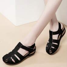 Women's Retro Wedge Black Sandals- Super Breathable, Stylish Closed Toe Cut-Out Design With Arch Support.Women Comfortable Wedge Sandals,Perforated Closed Toe Slip On Sandals, Effortless Slip-On, Perfect For Match With Dress And Casual Outdoor,Beach Shoes For Vacation, Travel, Walking; Summer Fashion Slippers For Women - 黑色 - 查看 5