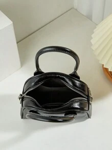 A新款秋天和冬天產品甜美風時尚通勤者學院風購物實際素色PU皮革大容量可調節斜挎包包手提包貝殼包圓形包女性 - 黑色 - 查看 5