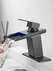 1入組黑色不銹鋼LED帶燈瀑布龍頭水輕敲適用於浴室水槽單手柄熱的和寒冷輕敲 - 黑色 - 查看 1