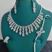 Ensemble De Collier, Boucles D'oreilles, Bague Et Bracelet Pour Femme, Ensemble De 4 Pièces/ensemble En Zircone Cubique De Style Européen Et Américain Pour Robe De Mariée Et Dîner De Mariage