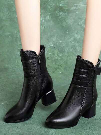 2024 New Ladies' Thick-Soled Side Zipper Western Tie Black Short-Medium Height Vintage Mid-Tube Plaid Boots, Autumn-Winter Fashion, Electroplating Decoration, Classic Bow, Versatile British Style  Boots, Thermal Lined High Heels Boots