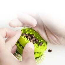 Bola Interactiva Portátil Dispensadora De Alimento Adecuada Para Que Las Mascotas Muerdan Y Muelan Los Dientes - Verde - Ver 2