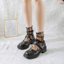 1雙日式風蕾絲花卉圖案中筒襪,薄和鏤空,短襪子適用於瑪麗珍鞋在夏天