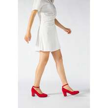 Women's Ankle Strap Low Block Chunky Heels Pumps Closed Round Toe Dress Wedding Office Work Shoes - 紅色 - 查看 4