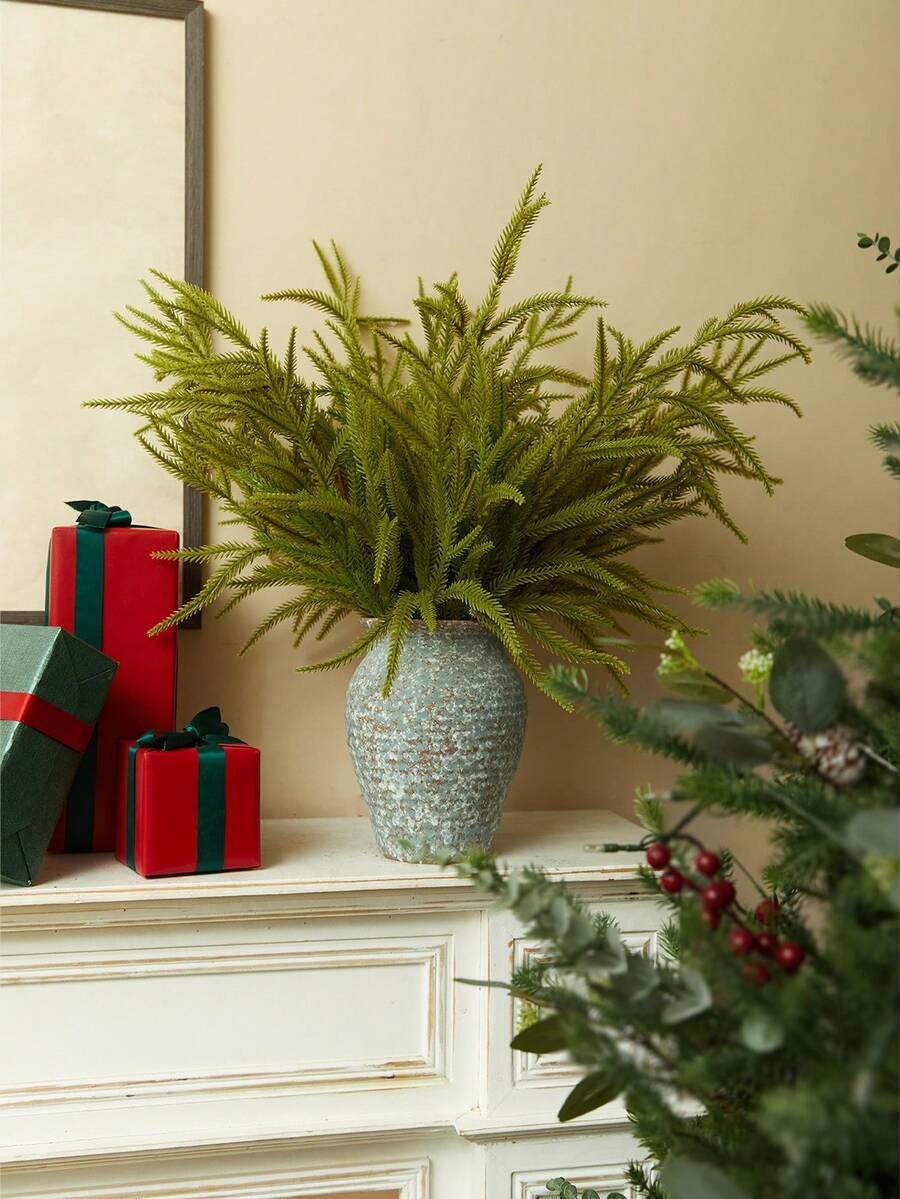 3 pièces d'accessoires décoratifs de branche de pin en plastique, convient pour la décoration d'hiver, centre de table de fête de Noël, support de bougie, présentation de meuble. Meilleurs cadeaux