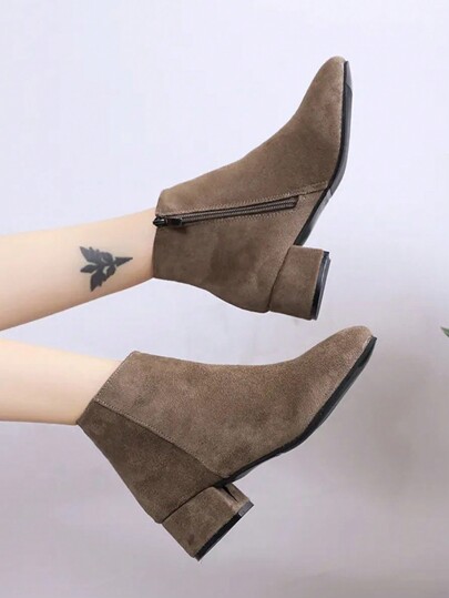 Stivaletti Corti Stringati Alla Moda Da Donna Con Zip Laterale, Punta Quadrata, Tacchi Medi E Suola Spessa In Suede