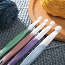 4pcs Candy-colored Plastic Handle Crochet Hooks Set For Beginners, Diy Knitting Tools - Multicolor - View 2