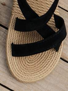 New Summer Fashion Women's Sandals, Stylish Black Criss-Cross Strap Slippers, Beach Hawaii Style Shoes - Black - View 6