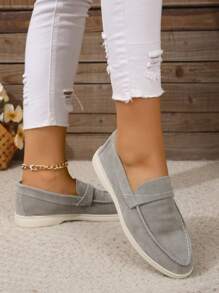 Chaussures décontractées  à la mode de grande taille style britannique pour femmes, chaussures plates confortables à enfiler avec bout pointu pour l'automne