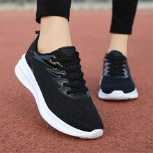 女鞋秋季新款时尚百搭原创情侣校园运动鞋
