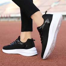 女鞋秋季新款时尚百搭原创情侣校园运动鞋