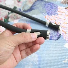 1個隨機顏色鑽石畫工具led頸部閱讀燈4種模式讀書燈柔軟的免提led頸燈抱讀燈小說led夜燈手電筒 - 彩色 - 查看 8