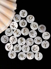 10入組白色平面圓形自然淡水貝殼字母a-z珠子,貝殼散珠,人造珍珠魅力,適合女性首飾製作,diy項鍊手鍊耳環手工藝品用品 - 白色 - 查看 3