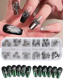 36入組萬聖節指甲藝術裝飾套裝,帶y2k黑暗哥特風格的蜘蛛、骷髏、十字形金屬配件 - 銀色 - 查看 1