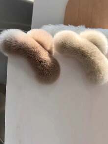 1pc Women's Large Fluffy Hair Claw With Simple And Fashionable Design Cute - Beige - View 2